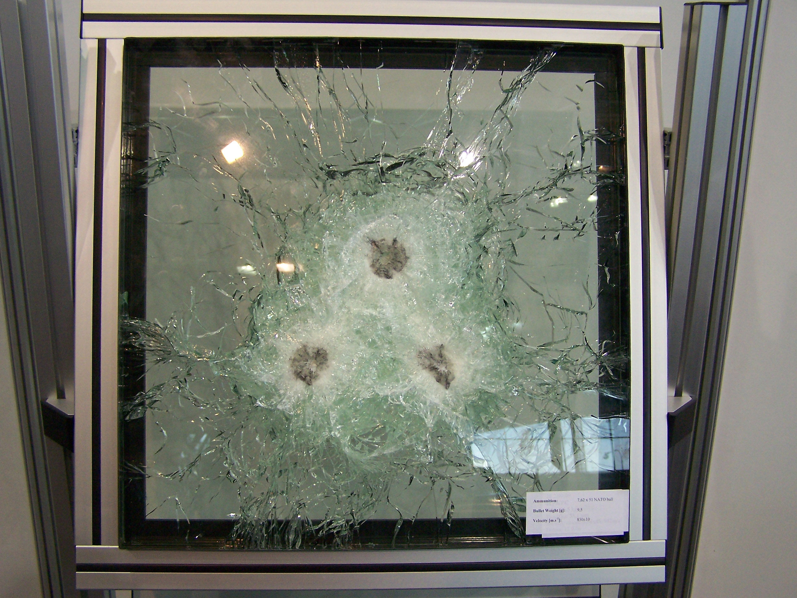 Fenêtres de sécurité en aluminium 'systèmes à l'épreuve des balles'